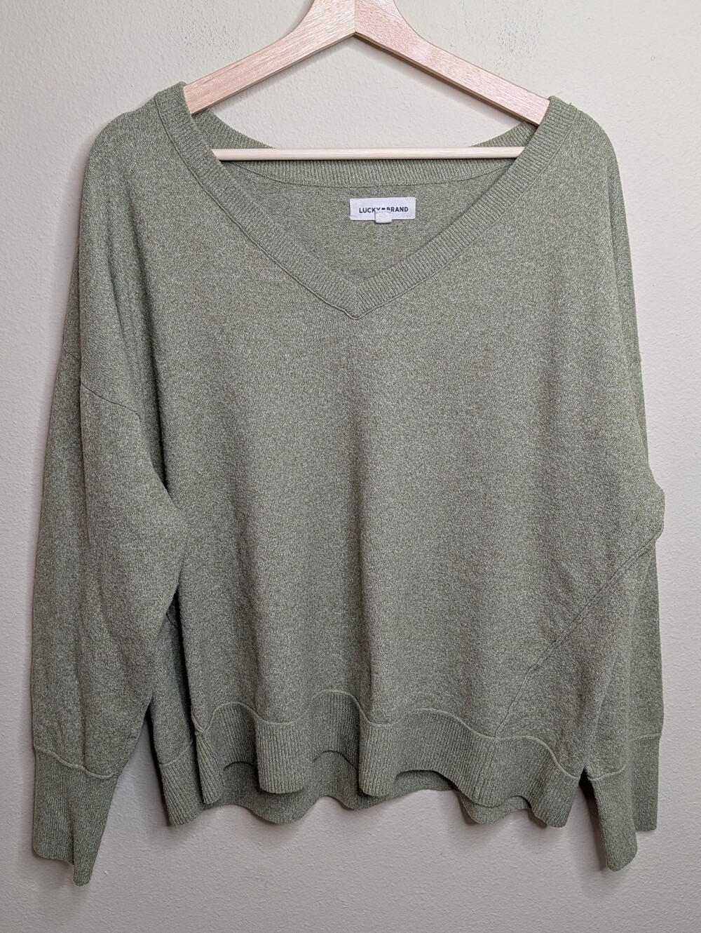 Lucky Brand XL‎ V-Neck Sweater Sage Green Boxy Fit